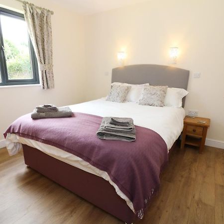 Caban Nant Ddu Villa Nantmel ภายนอก รูปภาพ