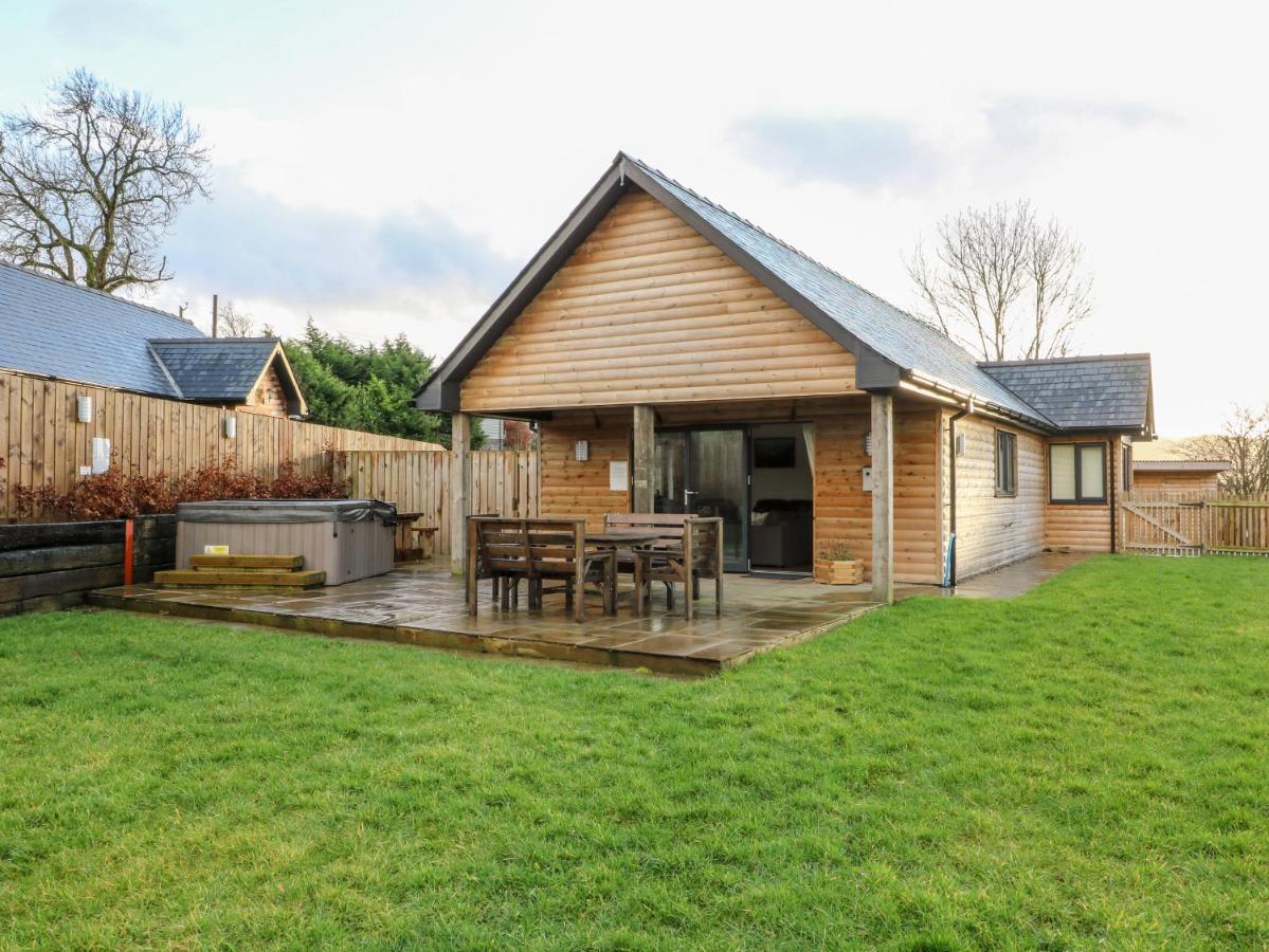 Caban Nant Ddu Villa Nantmel ภายนอก รูปภาพ